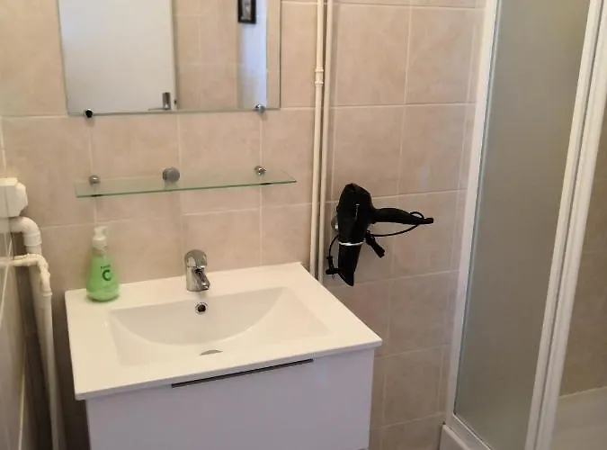 Escale Gambetta - Et 2-6 Personnes Vue Et Dieppe